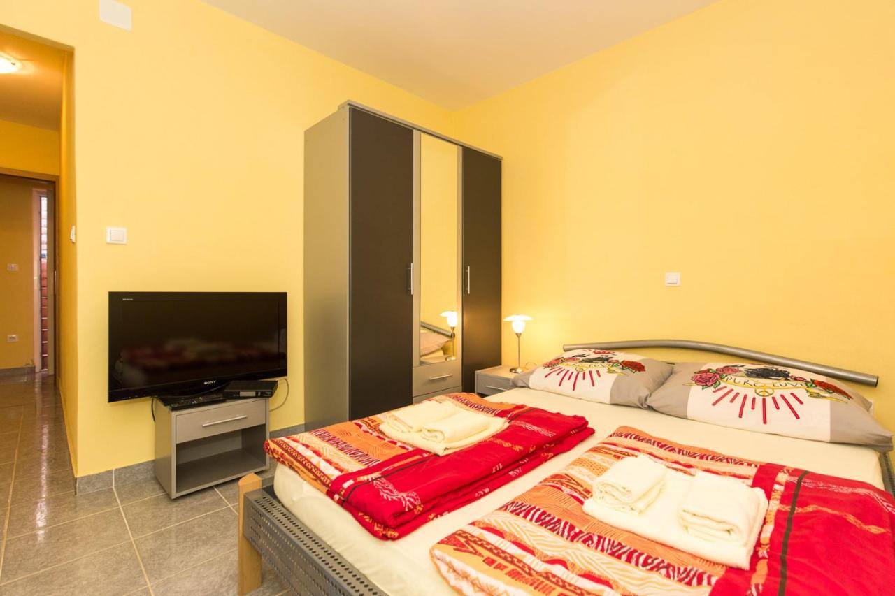 Апартаменты Vila Milano Корнич Экстерьер фото